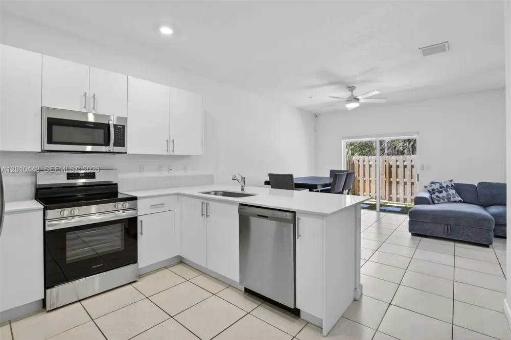 2691 NW 55th Way Lauderhill, FL 33313