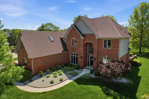 1240 Eagle View Court
