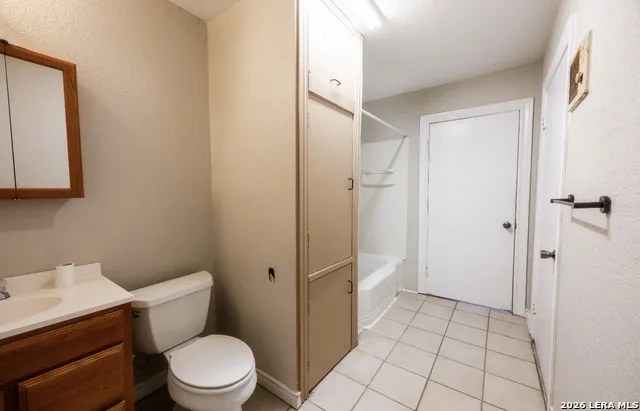 149 carroll Poth, TX 78147