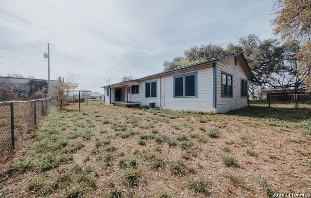 149 carroll Poth, TX 78147