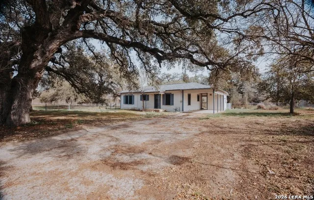 149 carroll Poth, TX 78147