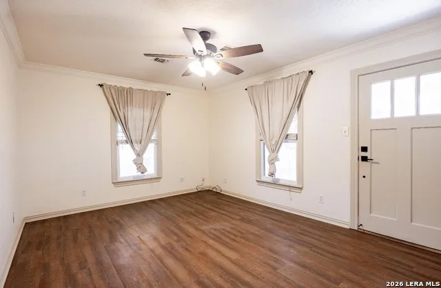 149 carroll Poth, TX 78147