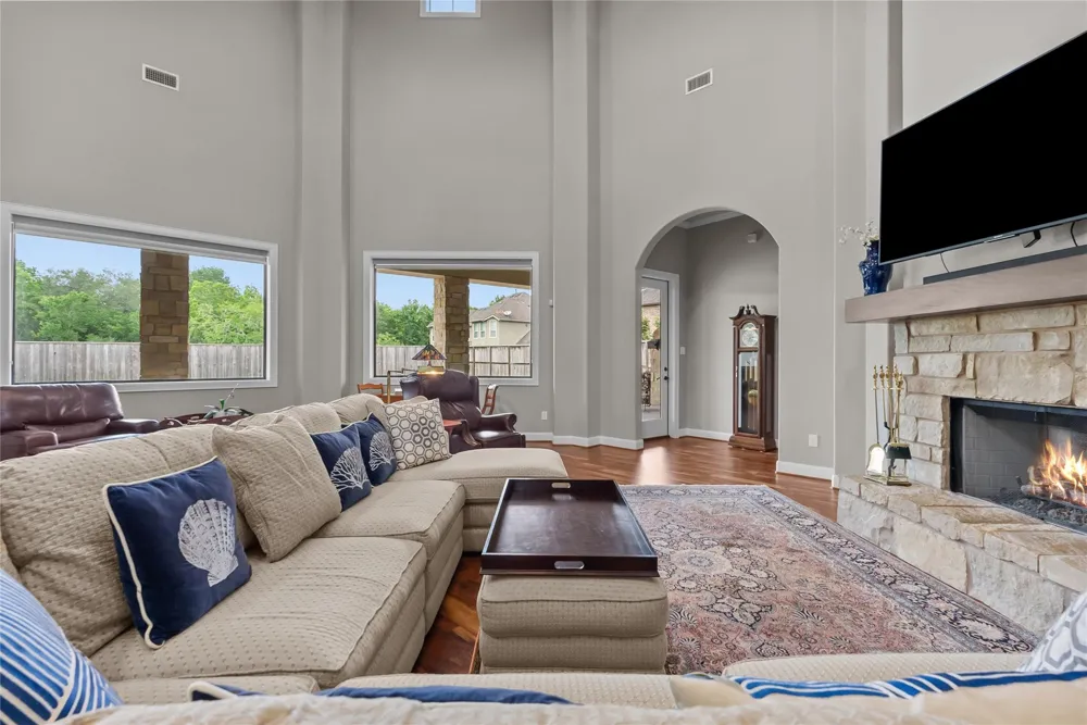 2080 Wilderness Trail Friendswood, TX 77546