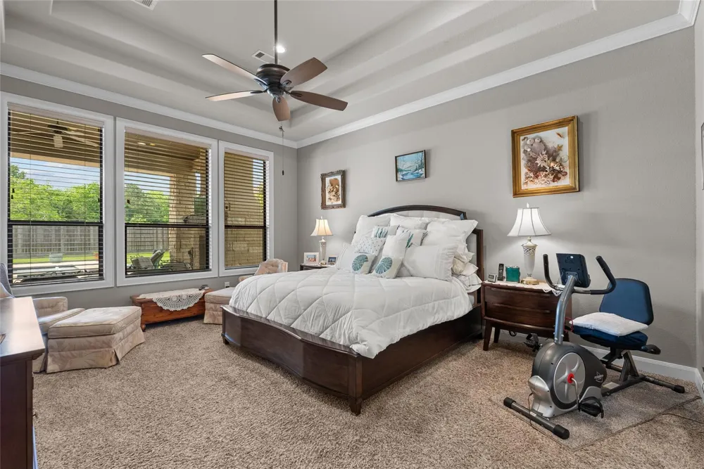 2080 Wilderness Trail Friendswood, TX 77546