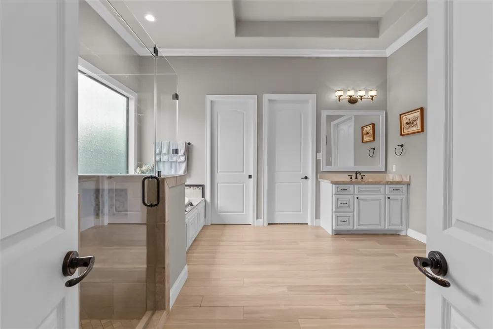 2080 Wilderness Trail Friendswood, TX 77546