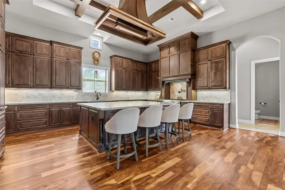 2080 Wilderness Trail Friendswood, TX 77546
