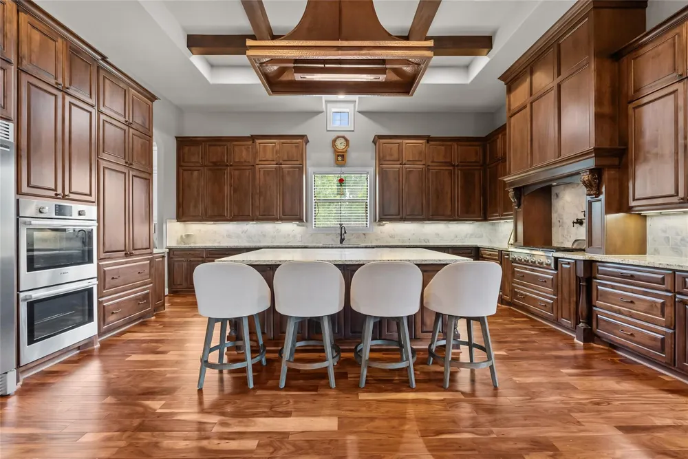 2080 Wilderness Trail Friendswood, TX 77546