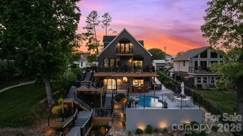 819 Hickory Point Drive