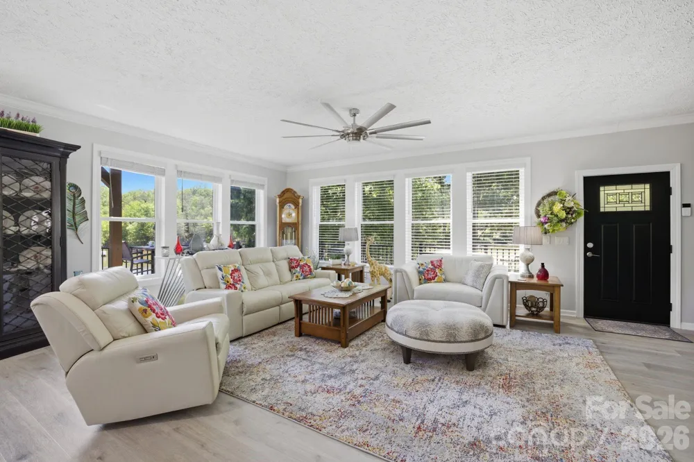 819 Hickory Point Drive Lexington, NC 27292