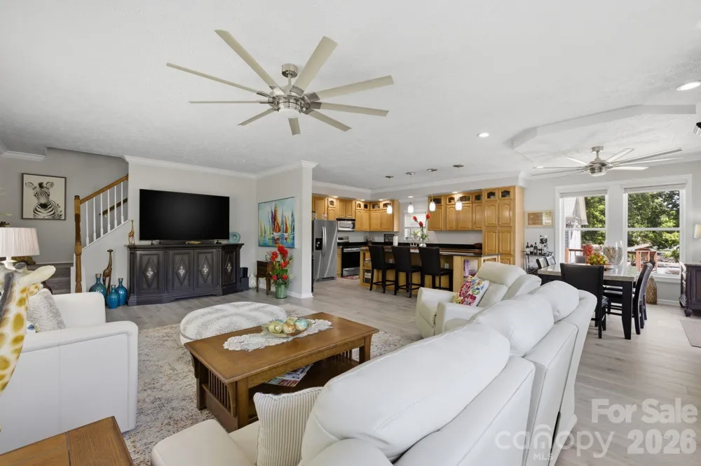 819 Hickory Point Drive Lexington, NC 27292