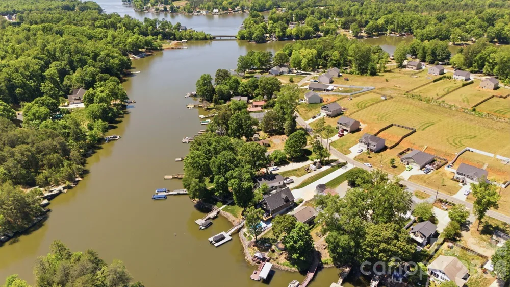 819 Hickory Point Drive Lexington, NC 27292