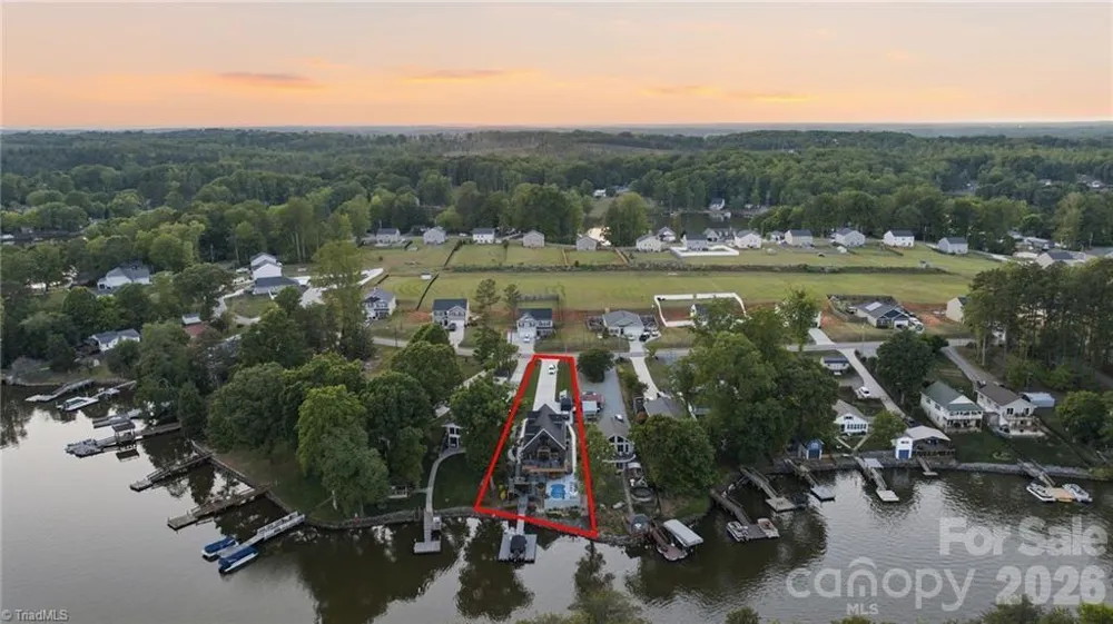 819 Hickory Point Drive Lexington, NC 27292