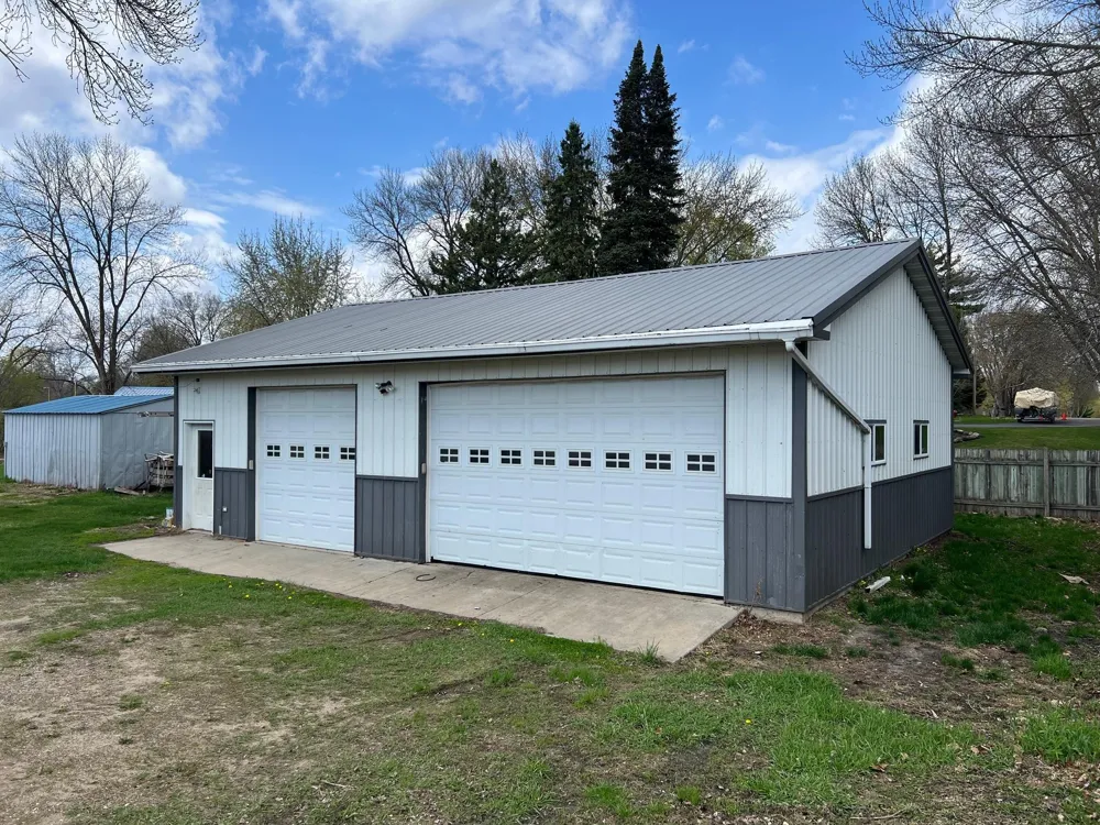 129 Nelson Street E Litchfield, MN 55355