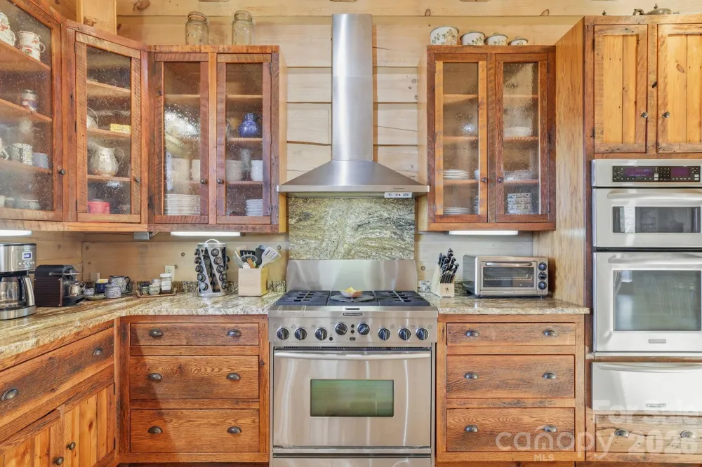 2150 Shellstand Road Almond, NC 28702