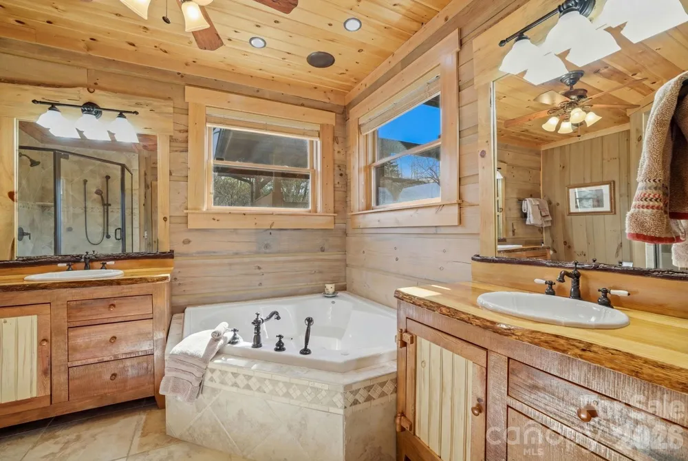 2150 Shellstand Road Almond, NC 28702