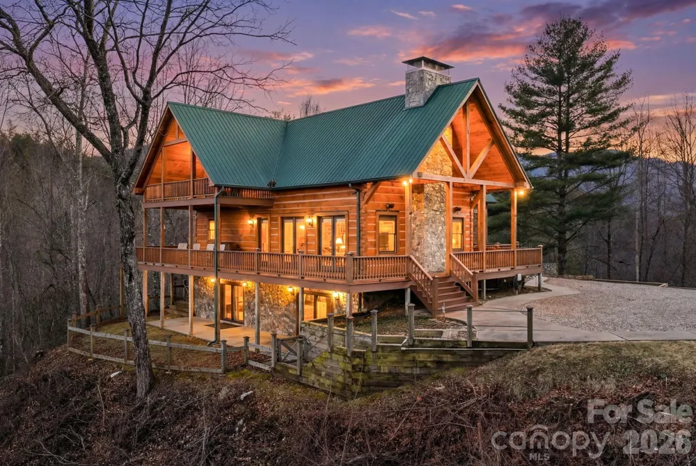 2150 Shellstand Road Almond, NC 28702