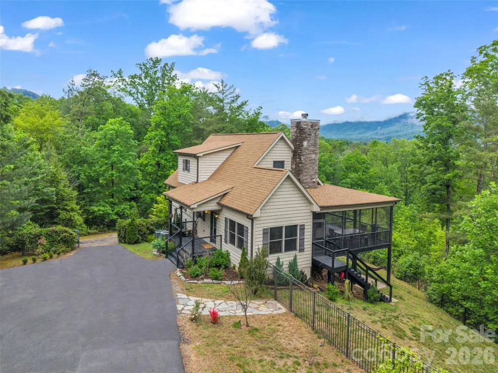 139 Picnic Point Road Lake Lure, NC 28746