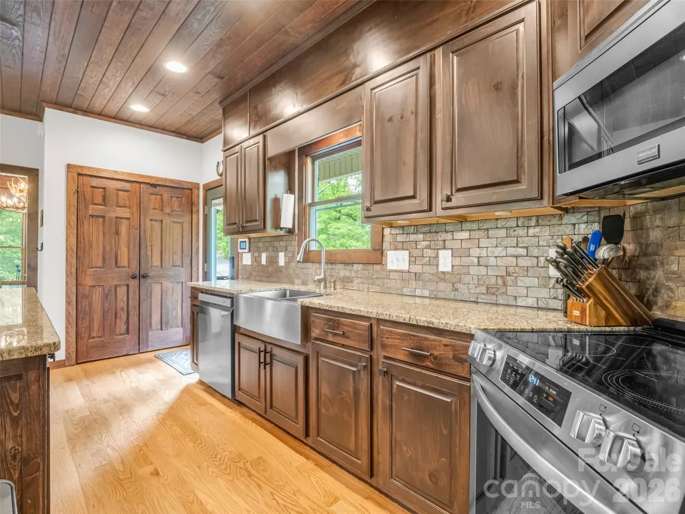 139 Picnic Point Road Lake Lure, NC 28746