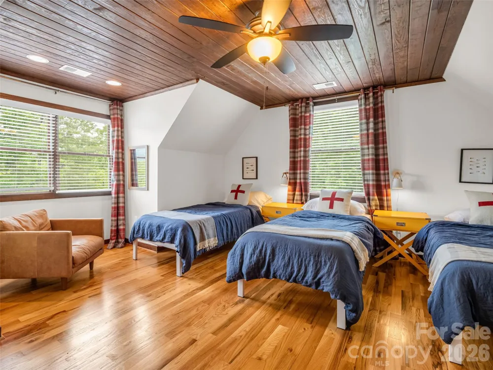 139 Picnic Point Road Lake Lure, NC 28746