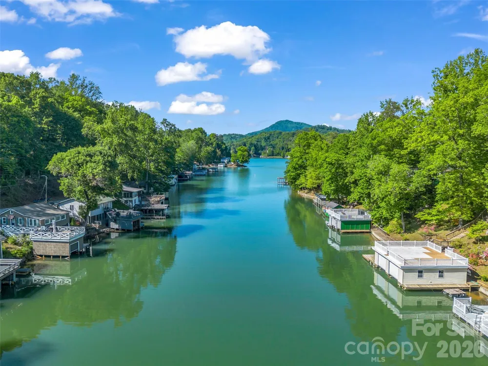 139 Picnic Point Road Lake Lure, NC 28746