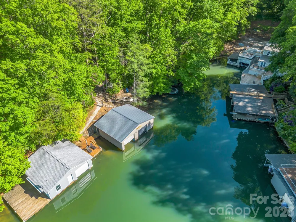 139 Picnic Point Road Lake Lure, NC 28746