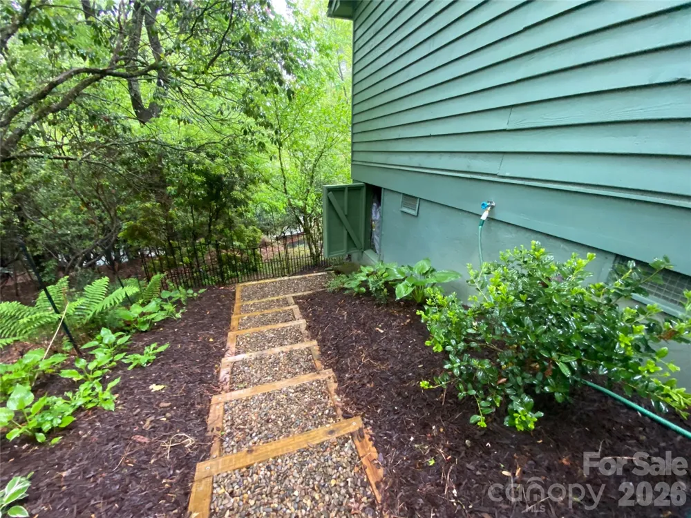 2698 Connestee Trail Brevard, NC 28712