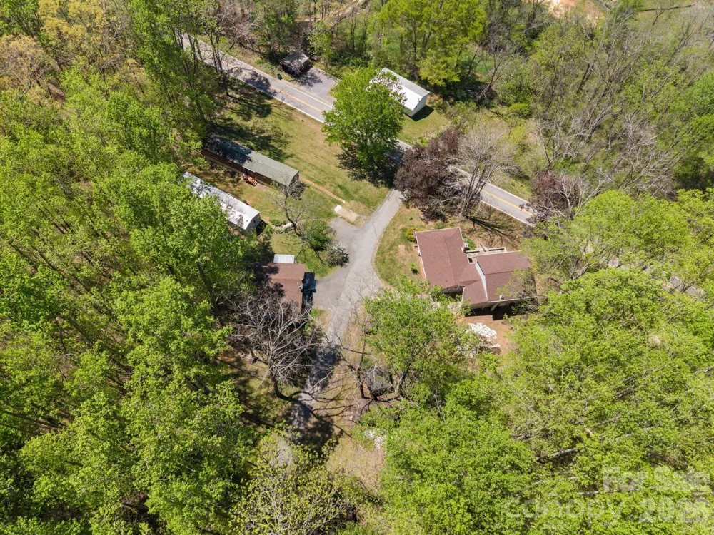 290 Hookers Gap Road Candler, NC 28715