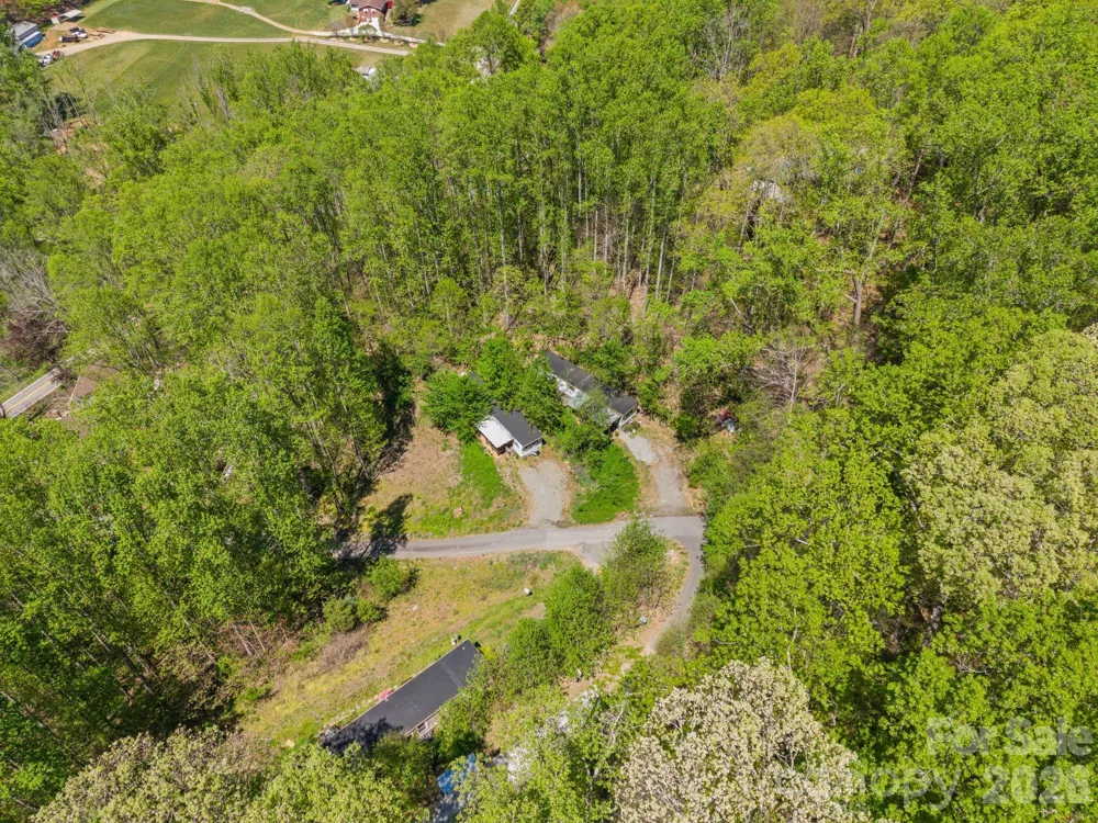 290 Hookers Gap Road Candler, NC 28715