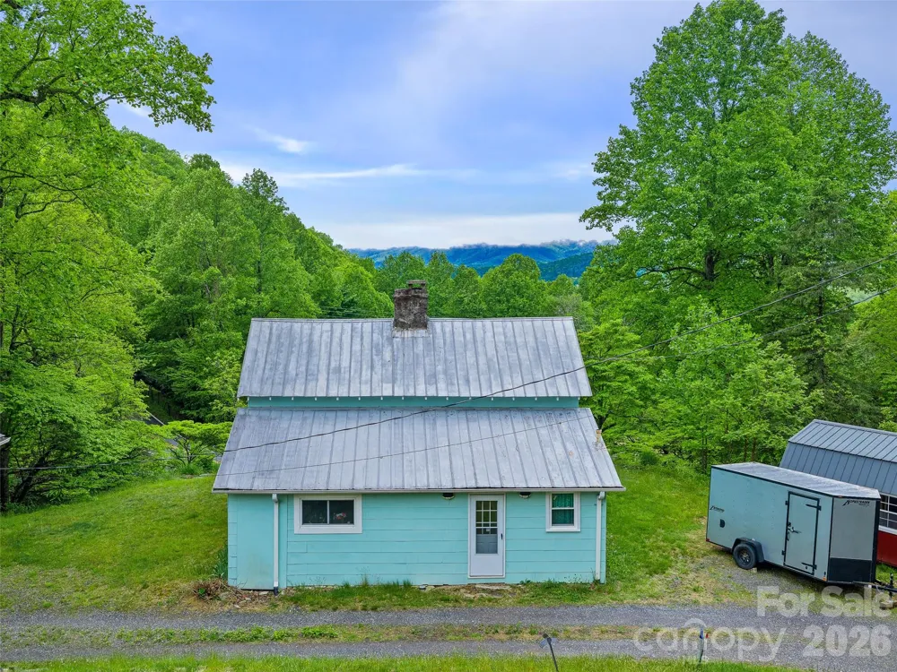 2380 Old Fort Road Black Mountain, NC 28711