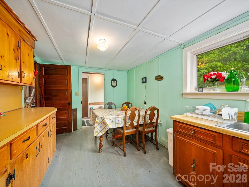 2380 Old Fort Road Black Mountain, NC 28711