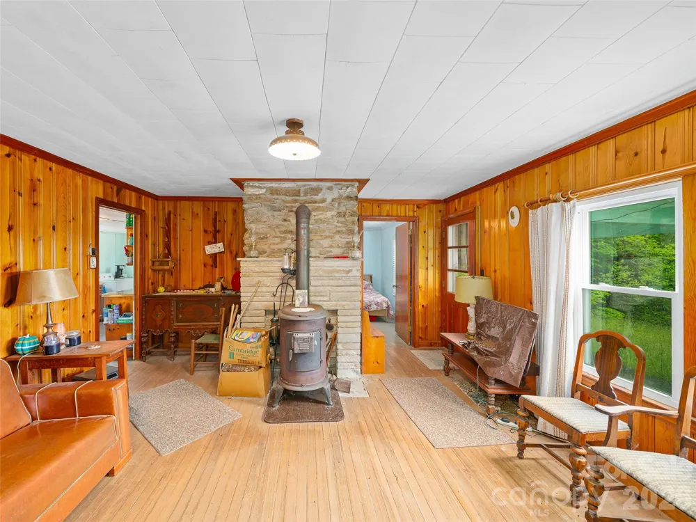 2380 Old Fort Road Black Mountain, NC 28711