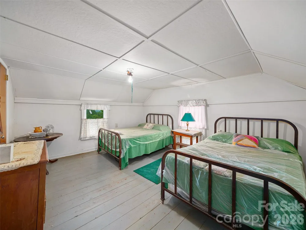 2380 Old Fort Road Black Mountain, NC 28711