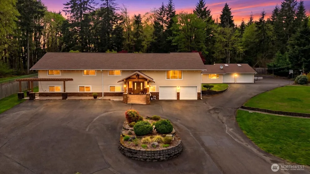 17151 SE Petrovitsky Road Renton, WA 98058