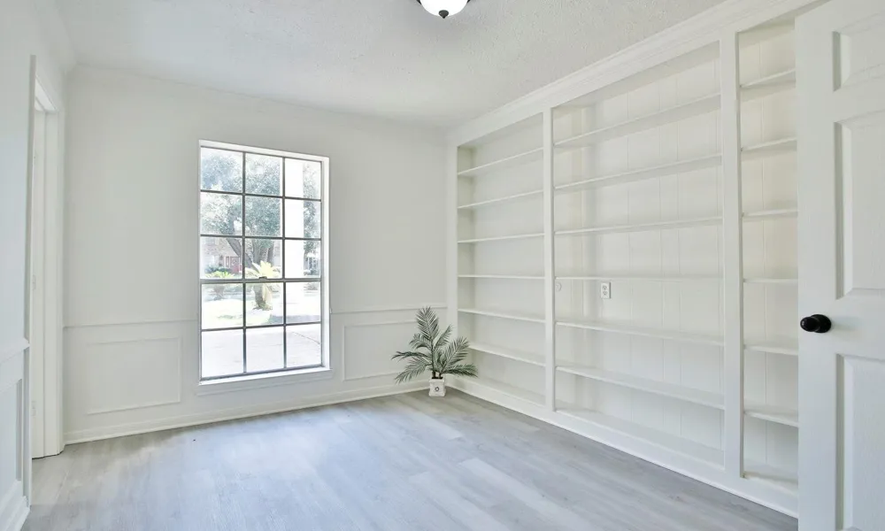 1526 Big Horn Drive Houston, TX 77090