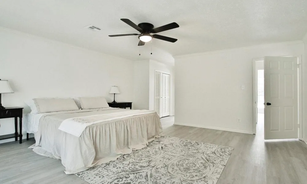 1526 Big Horn Drive Houston, TX 77090