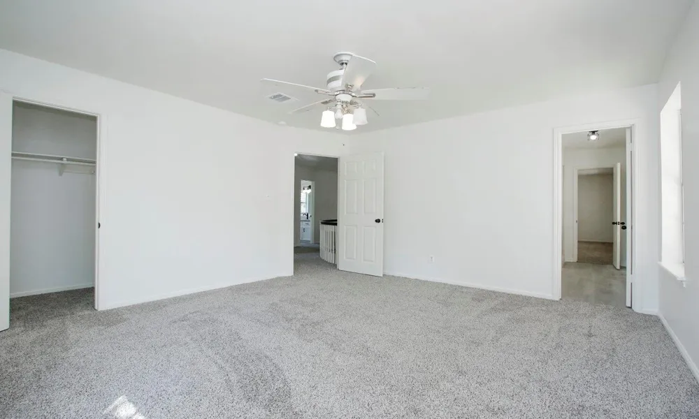 1526 Big Horn Drive Houston, TX 77090