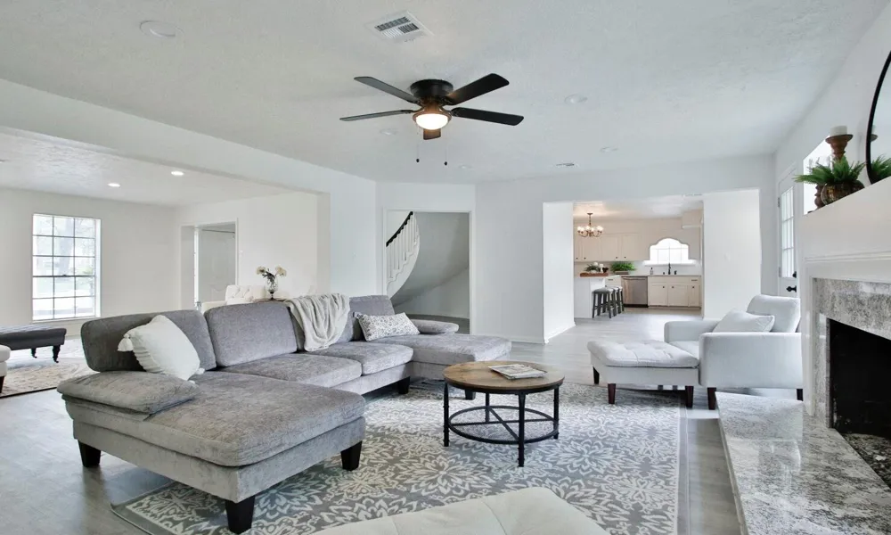 1526 Big Horn Drive Houston, TX 77090