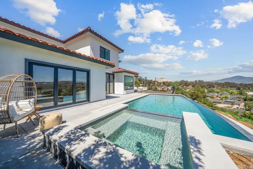 3792 Vista Pt Bonita, CA 91902