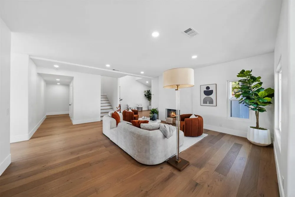 3792 Vista Pt Bonita, CA 91902
