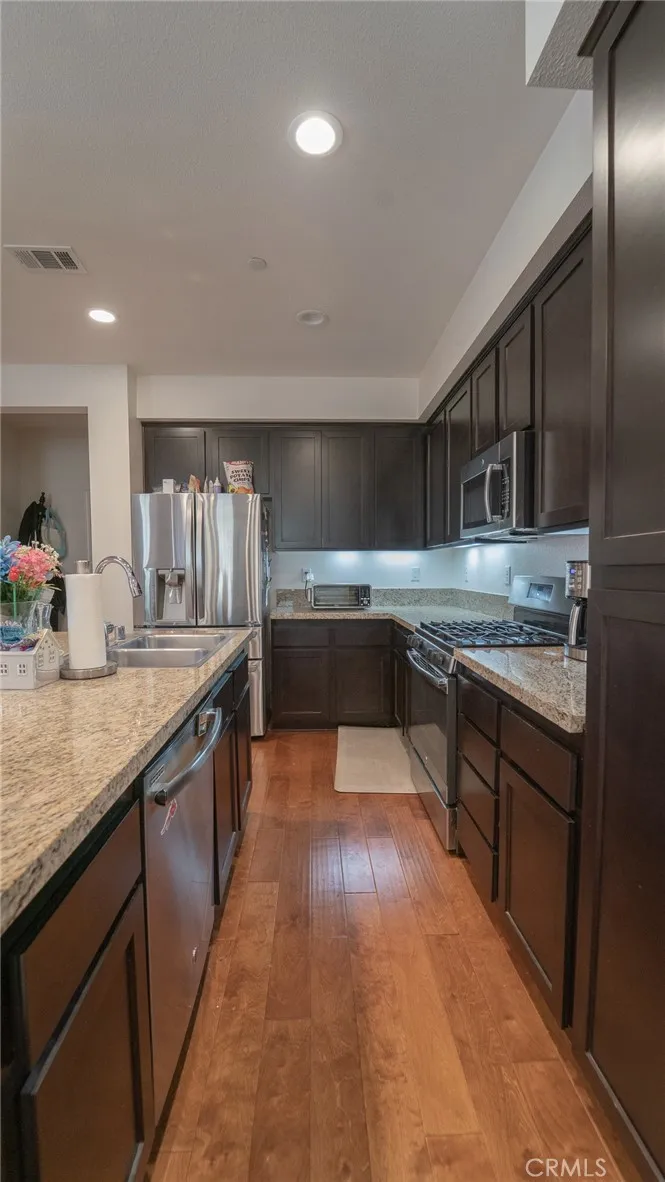 2469 Blossom Ridge Court #3 Simi Valley, CA 93063