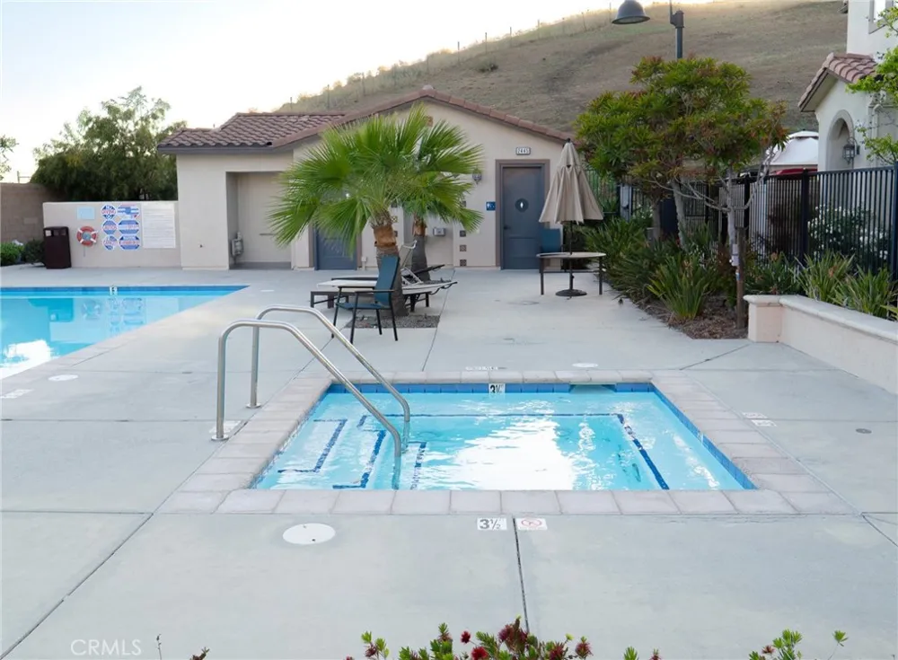 2469 Blossom Ridge Court #3 Simi Valley, CA 93063