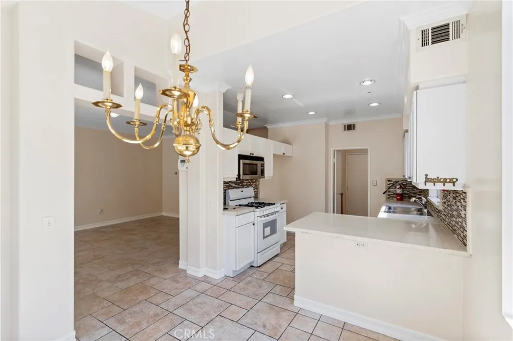 227 Galante Way Oxnard, CA 93036