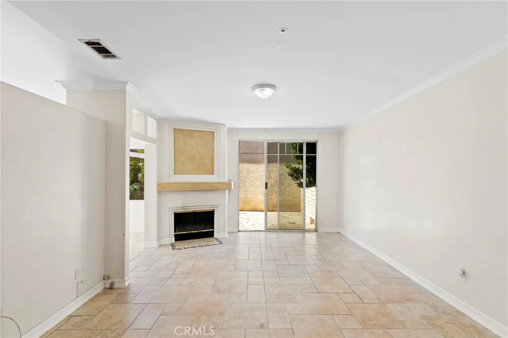 227 Galante Way Oxnard, CA 93036
