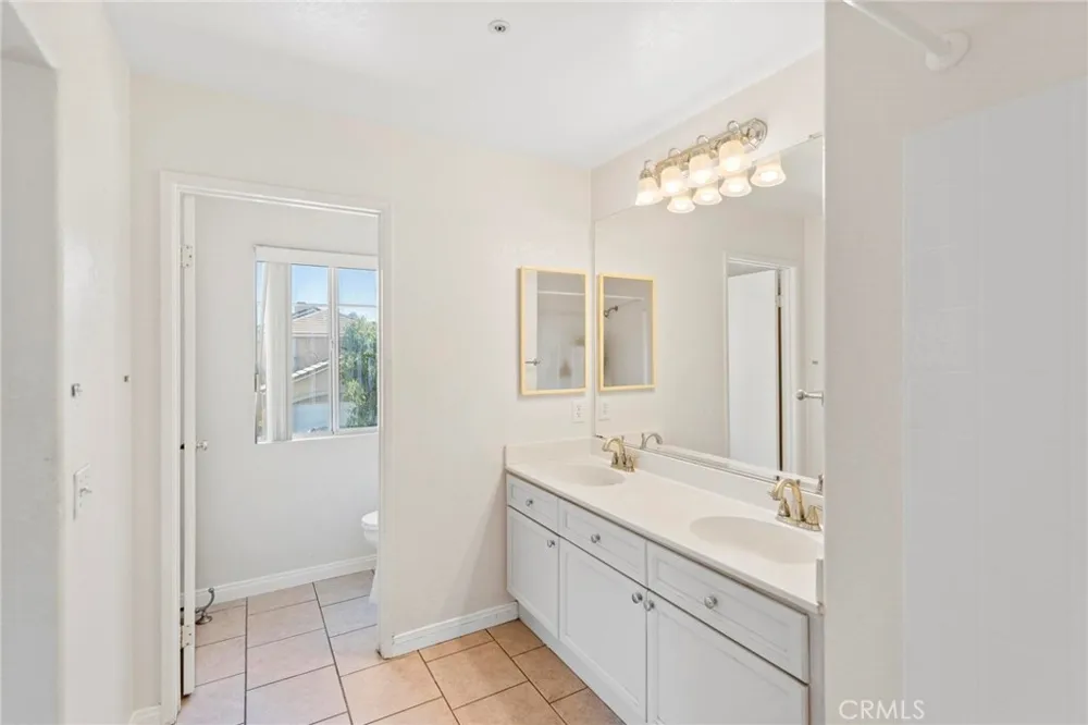 227 Galante Way Oxnard, CA 93036