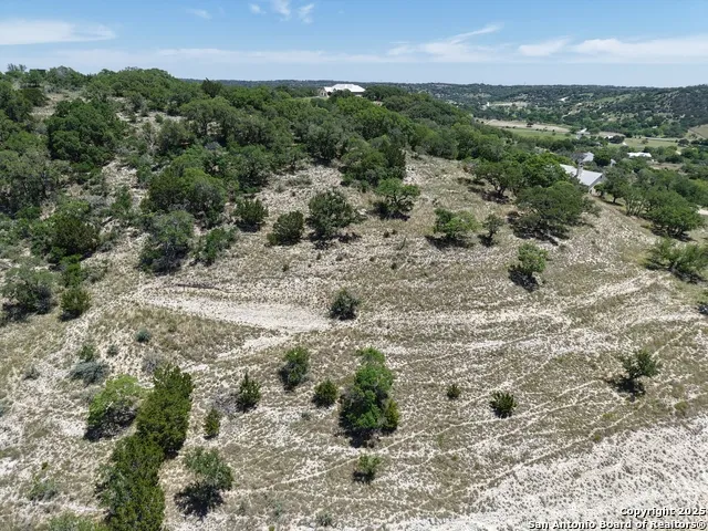 231 Echo Falls Comfort, TX 78013