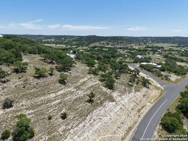 231 Echo Falls Comfort, TX 78013