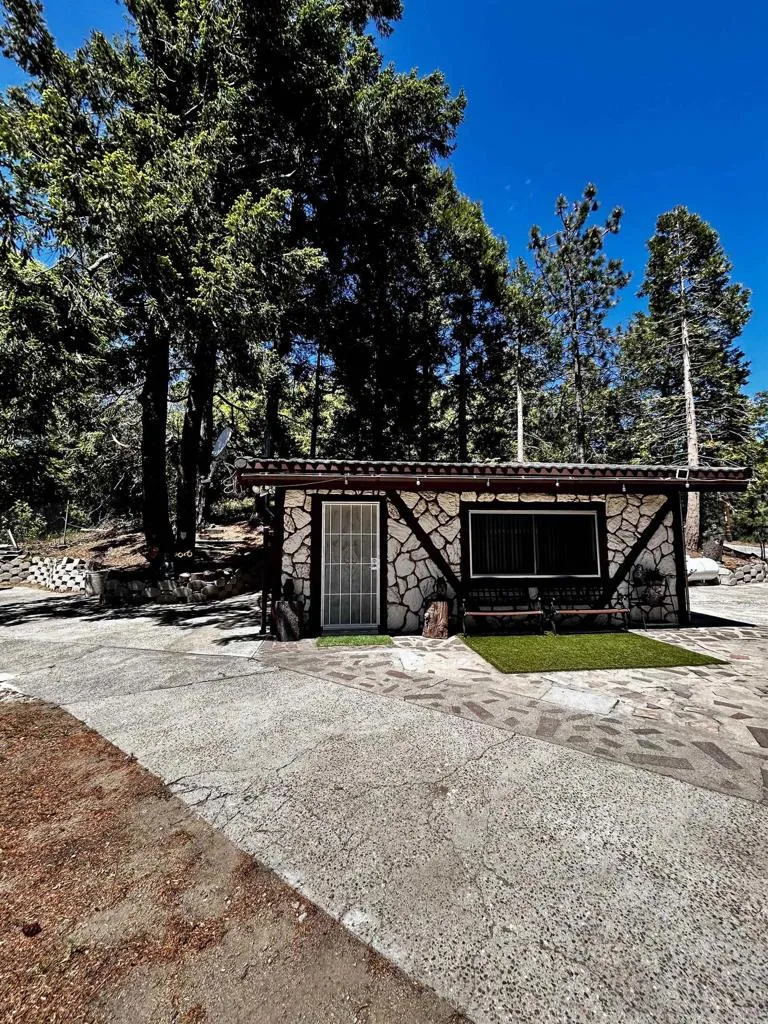 22223 Crestline Road Palomar Mountain, CA 92060