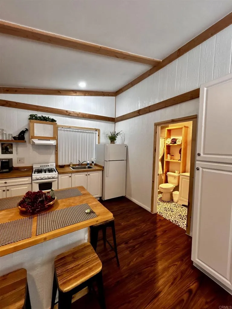 22223 Crestline Road Palomar Mountain, CA 92060