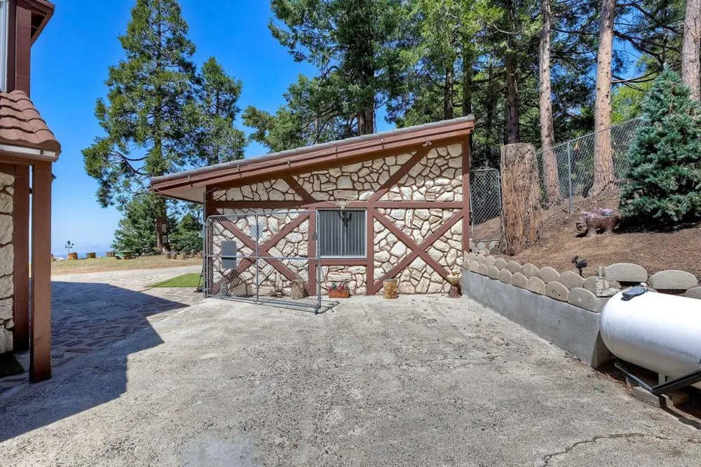 22223 Crestline Road Palomar Mountain, CA 92060