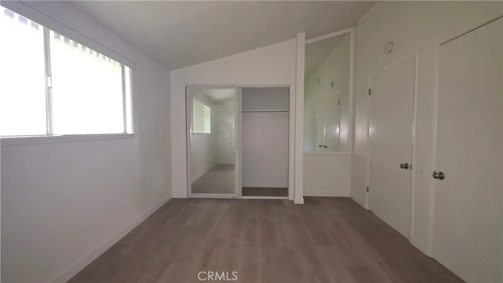 19364 Avenue Of The Oaks Newhall, CA 91321